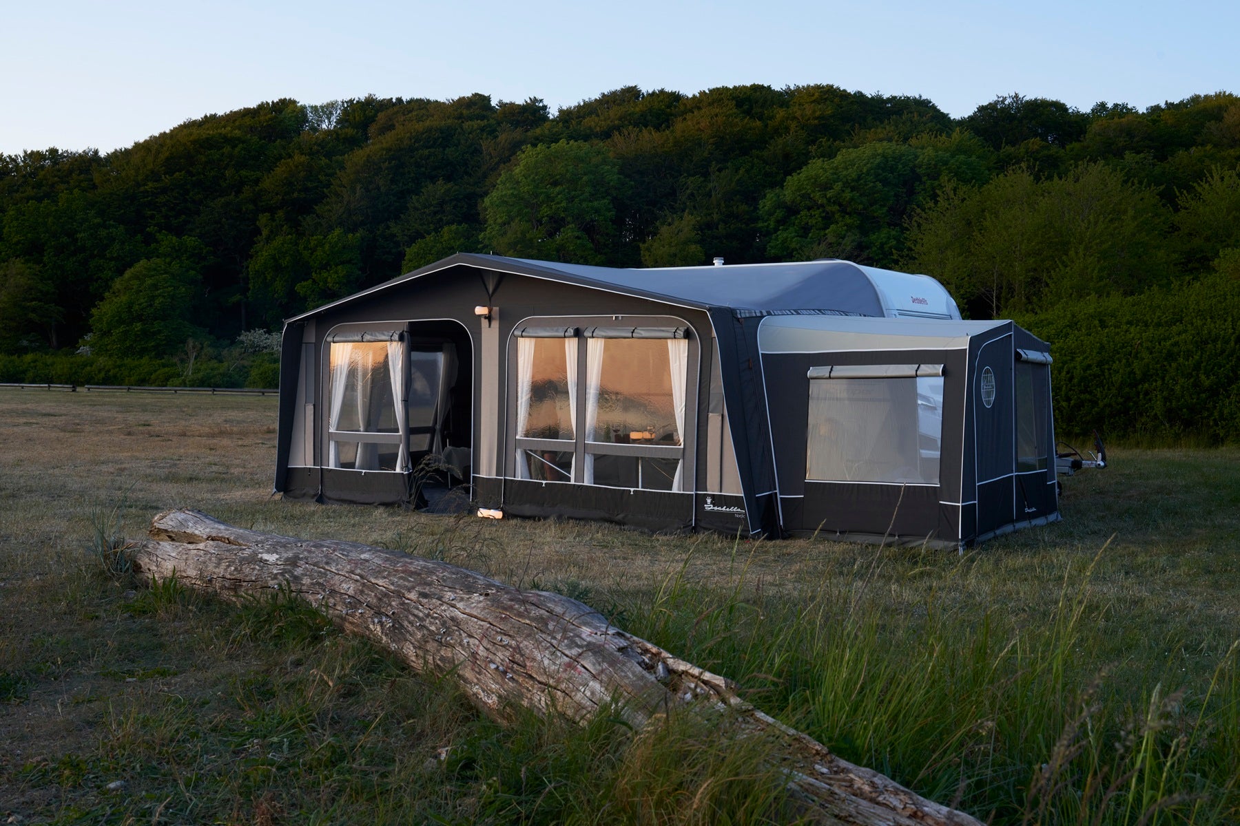 Isabella Nordic 240 Ganzjahres-Wohnwagenvorzelt für Dauercamper