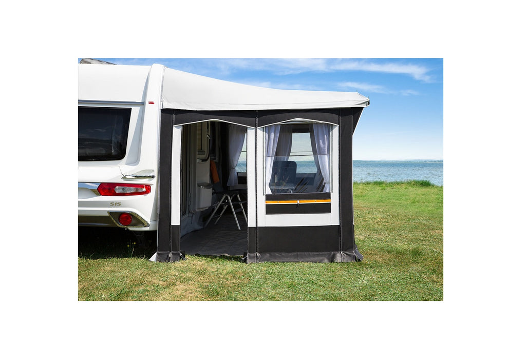 DWT Atelier Chalet mit Vordach Ganzjahres-Wohnwagenvorzelt
