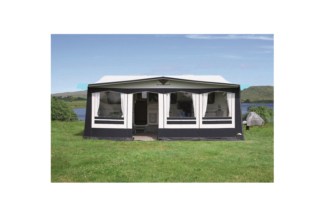DWT Atelier Chalet mit Vordach Ganzjahres-Wohnwagenvorzelt