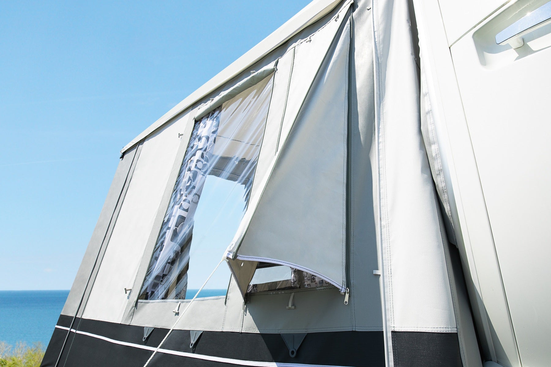 DWT Domino 280 Reise- und Saison-Wohnwagenvorzelt