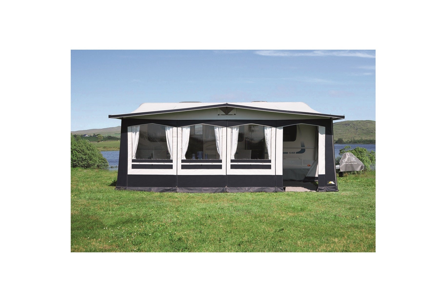 DWT DWT Atelier Chalet mit Rundumdach Ganzjahres - Wohnwagenvorzelt Wohnwagenvorzelt - Vorzelteshop