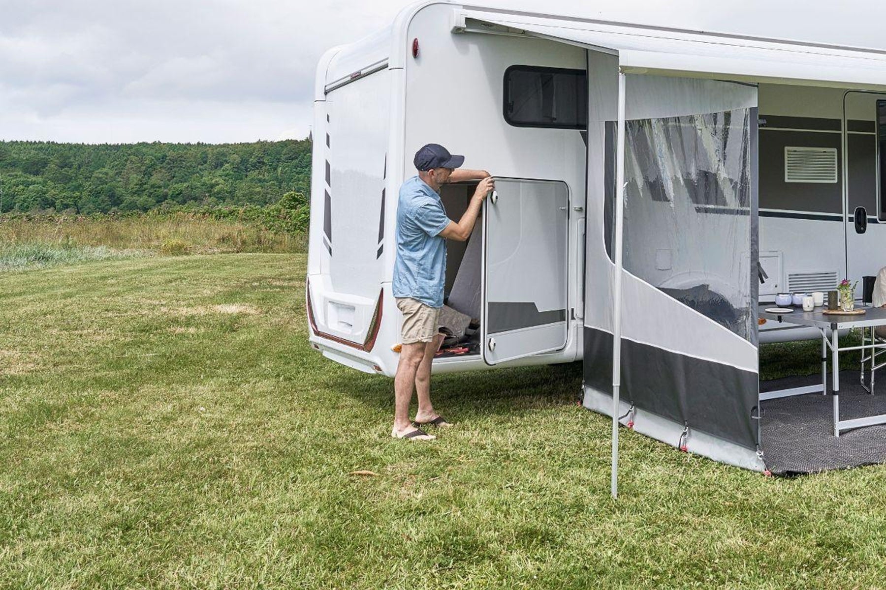 Isabella Isabella Wind Seite 250 Rechts/Links – Seitenwand für Markisen Isabella Markisenzelt-Zubehör - Vorzelteshop