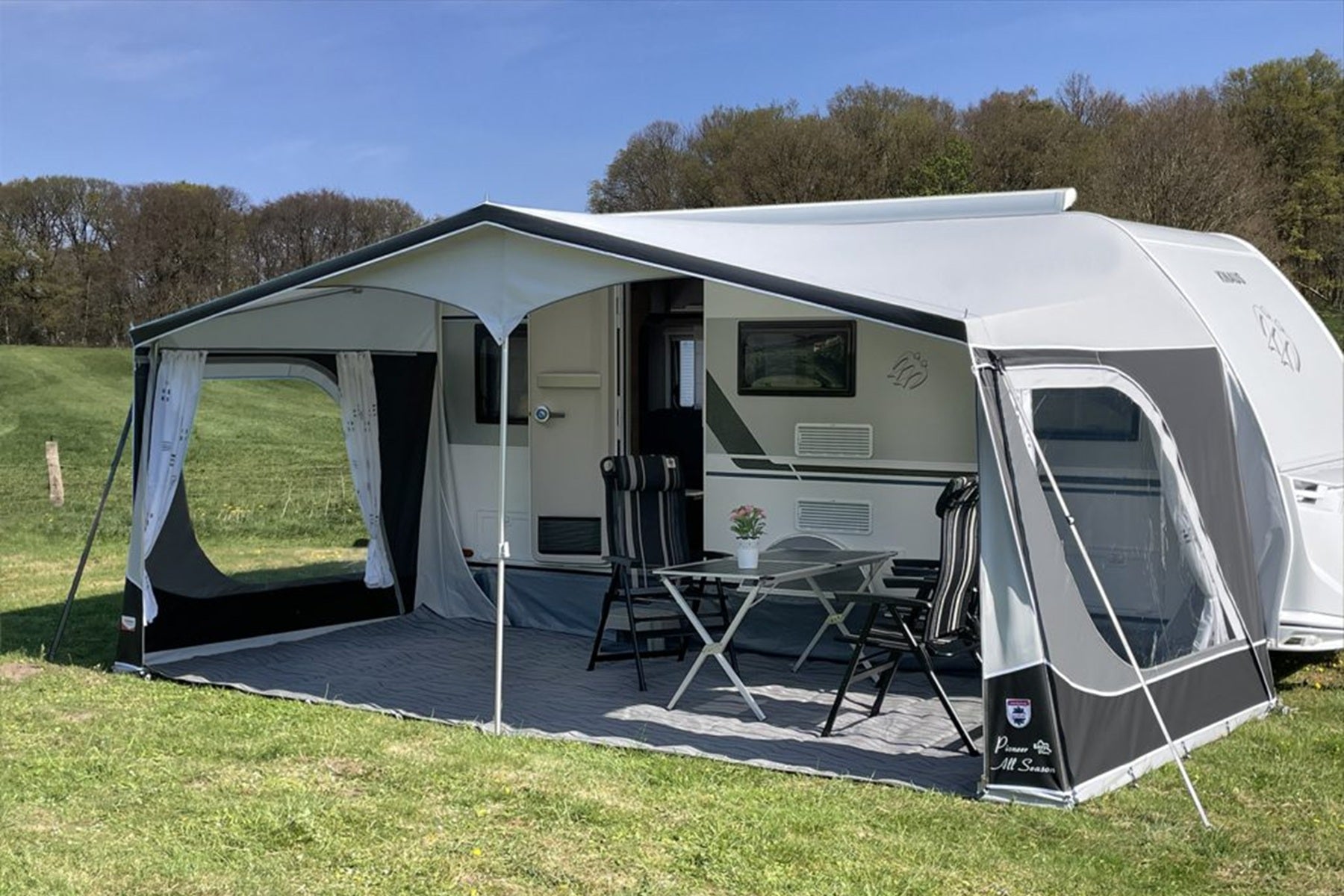 Walker Pioneer 240 All Season Reise- & Saison-Wohnwagenvorzelt